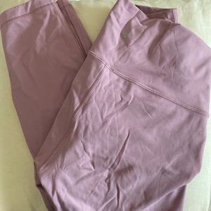 Lululemon Wunder Under yoga Pants 25”